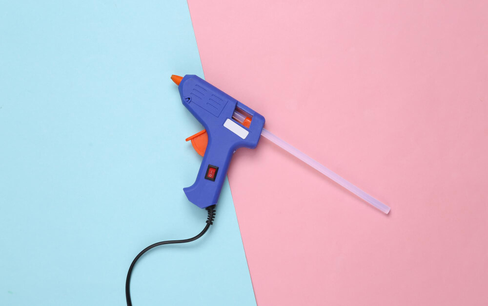 Hot glue gun