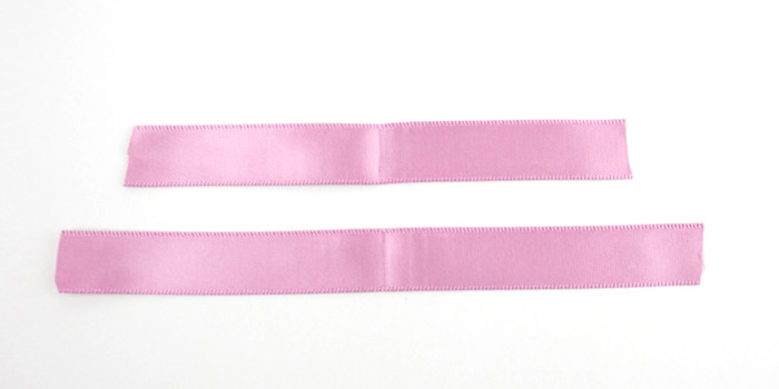 Flat Bow: fold ribbon in half